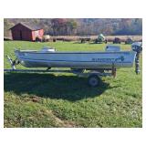 Alumacraft 14ft Boat w/ Trailer