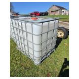 265 Gallon Plastic IBC Tote Tank