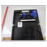 CAMPBELL HAUSFELD AIR STAPLE GUN