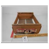 TABLE TREAT VINTAGE WOODEN BOX