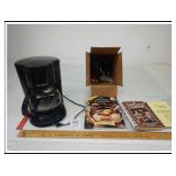 MR COFFEE MAKER-SILVERWARE-COOKBOOKS-TURNS ON
