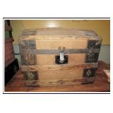 SMALL VINTAGE CHEST 17'L x 24'W x 14'T