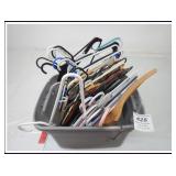 SMALL TOTE OF HANGERS