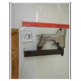 AIR STAPLER