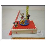 VINTAGE MICKEY AND MINNIE MOUSE WOODEN BOX