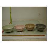 BROOKPARK-TEXAS WARE PLASTIC BOWLS SPLATTERWARE