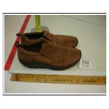 MERRELL SIZE 9 1/2 SHOES