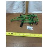 KIDS TOY JOHN DEERE FARM EQUIPMENT