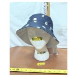 REVERSIBLE BUCKET HAT