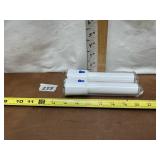 2 FLASHLIGHTS (WORKS) (BATTERIES NOT INCLUDED)