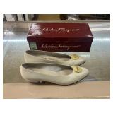SALVATORE FERRAGAMO LOAFERS SIZE 9-1/2 A