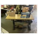 SINGER SEWING MACHINE TABLE WITH ACCESSORIES