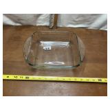 ANCHOR HOCKING 2QT. 8.5' X 8.5' GLASS BAKING DISH