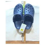 BRAND NEW IN PACKAGE CROCS SIZE 7-9