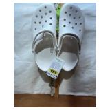 BRAND NEW IN PACKAGE CROCS SIZE 10-12