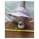 WOMENS BUCKET HAT