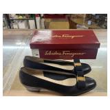 SALVATORE FERRAGAMO LOAFERS SIZE 10 AA