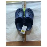 BRAND NEW IN PACKAGE CROCS SIZE 7-9