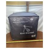BRAND NEW IN PACKAGE 12LBS WEIGHTED BLANKET