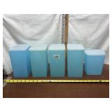 LOT OF 5 TUPPERWARE STORAGE CONTAINERS W/ LIDS