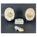 Vintage Floral Porcelain Decor