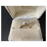18K Gold Pearl and Diamond Ring