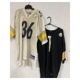 Two Pittsburgh Steelers jerseys szXXL