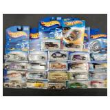 Various Hot Wheels die-cast vehicles (22)