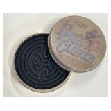 'Pigs in Clover' vintage-style dexterity puzzle