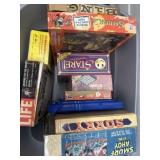 Collection of vintage games / puzzles