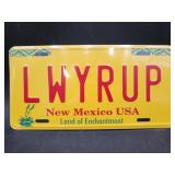 Replica 'LWYRUP' license plate Saul Goodman's