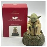 Hallmark collectors ornament - Yoda