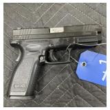 Springfield Armory SA-XD 40 Cal NIB 2 extra mag