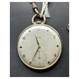 Elgin De Luxe pocket watch + chain