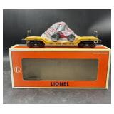 Lionel 6461 depressed center flatcar features a