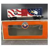 Lionel 6-36758 Patriotic Lighted Boxcar features