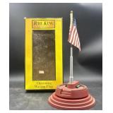MTH RailKing 30-9103 Operating American Waving