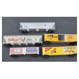 (5) HO Scale Advertising & Covered Hopper Freight