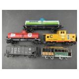 (5) HO Scale Mixed Rolling Stock ï¿½ Trolley,