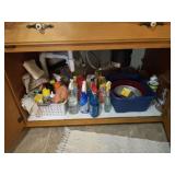 Lot of Assorted Cleaning Supplies