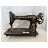 Antique 1922 Singer Sewing Machine