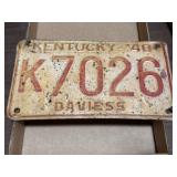 Vintage 1940 Kentucky License Plate - Daviess Co.