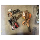2 Chain Hoists