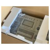 Zoom MRS-1608 Multitrack Recording Studio