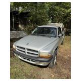 Dodge Dakota Sport Pick-Up Truck