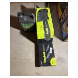 Poulan 14" Electric Chainsaw & Bar Oil