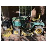 John Deere 318 Lawn Tractor