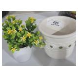 Planter & Flower Arrangement