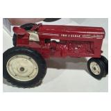 Metal Tru-Scale Tractor