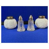 2 Salt / Pepper Sets